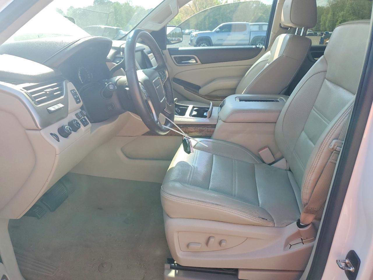 2015 GMC Yukon Denali - Image 7