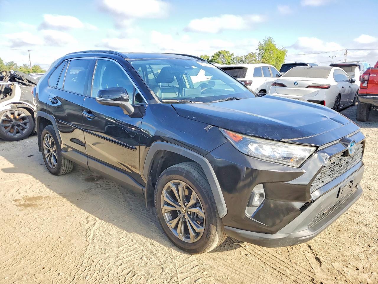 2022 Toyota Rav4 Xle Premium - Фото 4