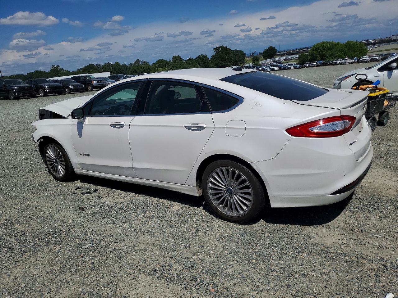 2013 Ford Fusion Titanium Hev - Фото 2