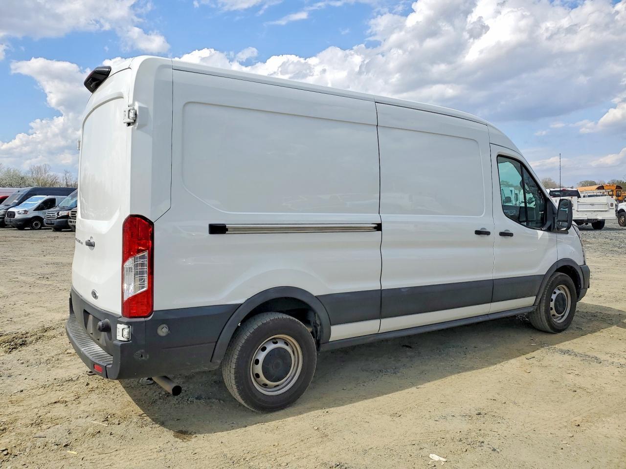 2020 Ford Transit T-250 - Фото 3