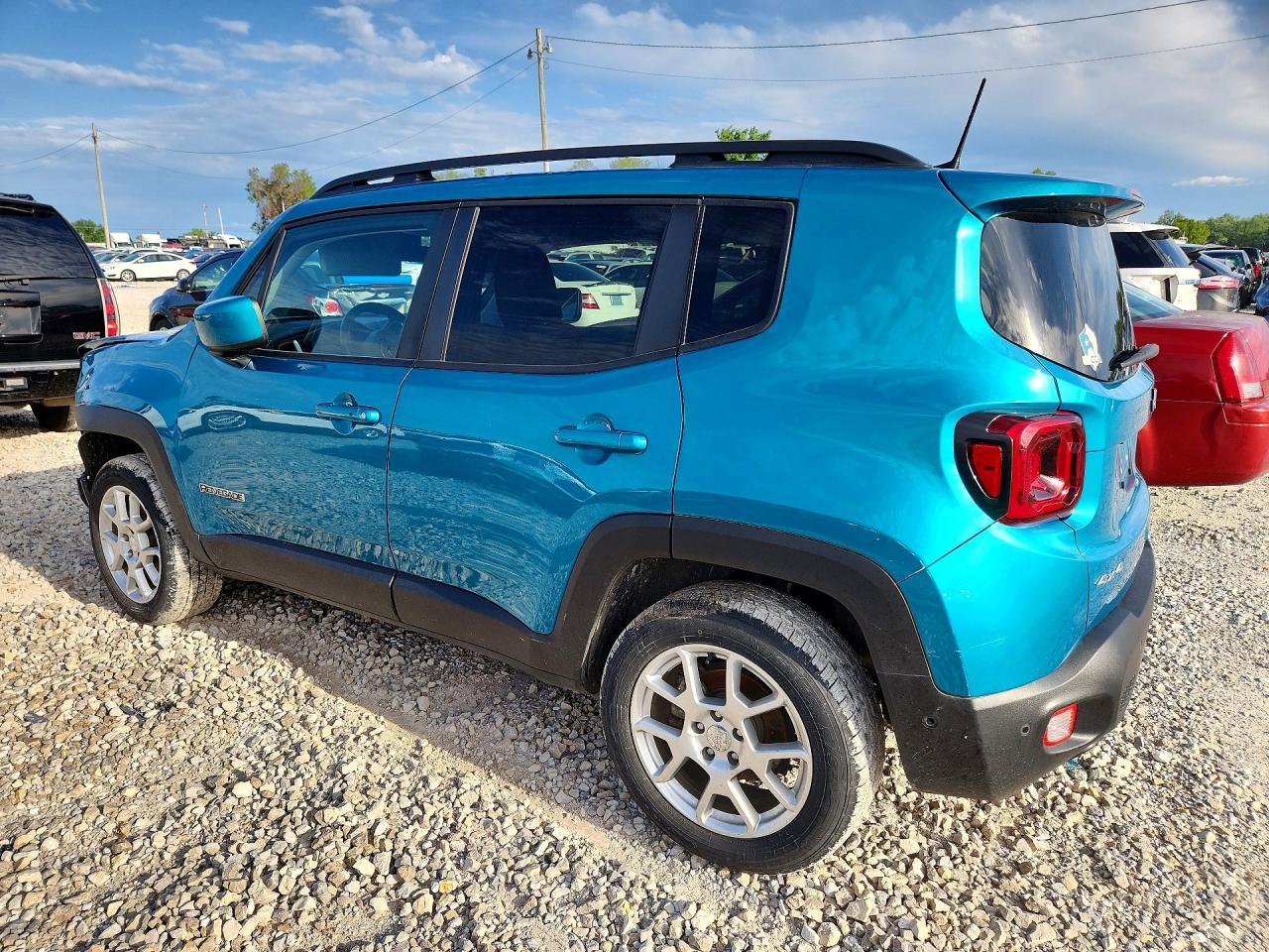 2021 Jeep Renegade Latitude - Фото 2