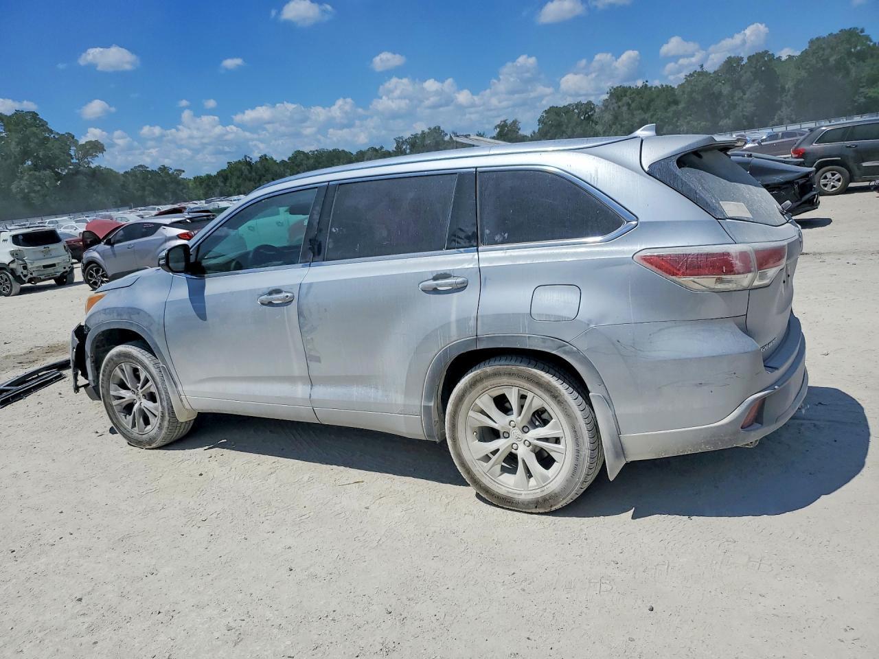 2014 Toyota Highlander Xle - Фото 2