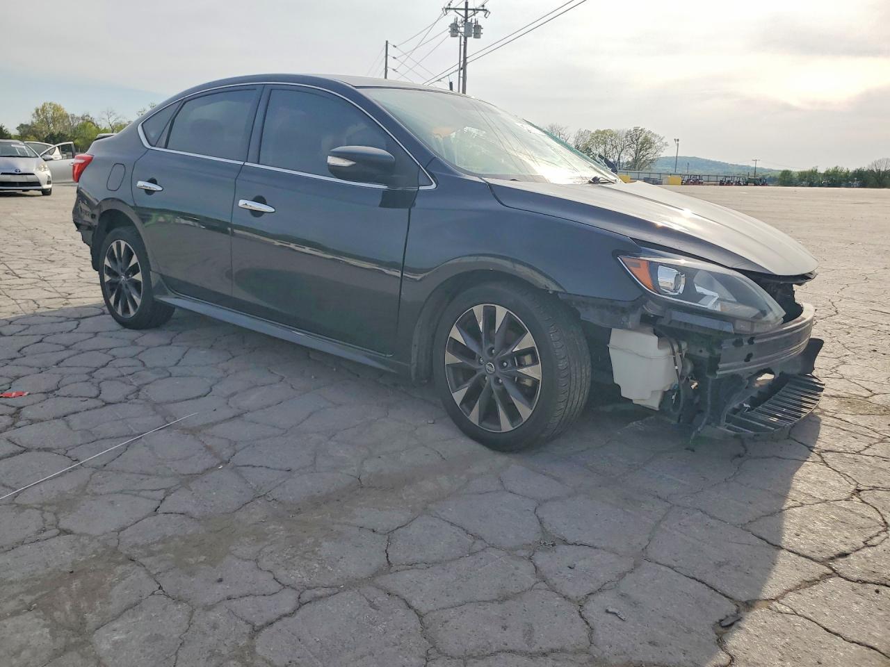 2017 Nissan Sentra Sr - Фото 4