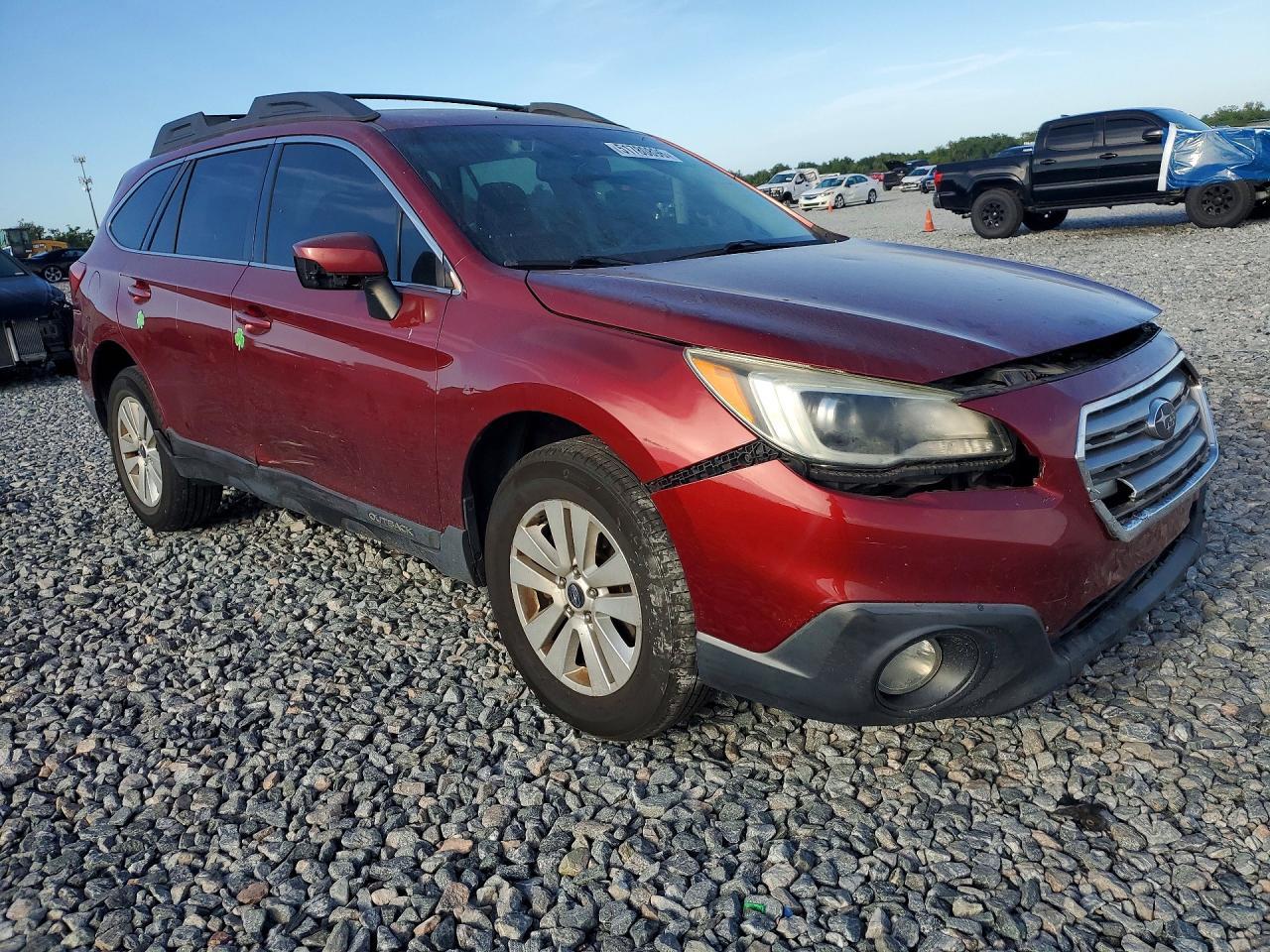 2015 Subaru Outback 2.5I Premium - Image 4