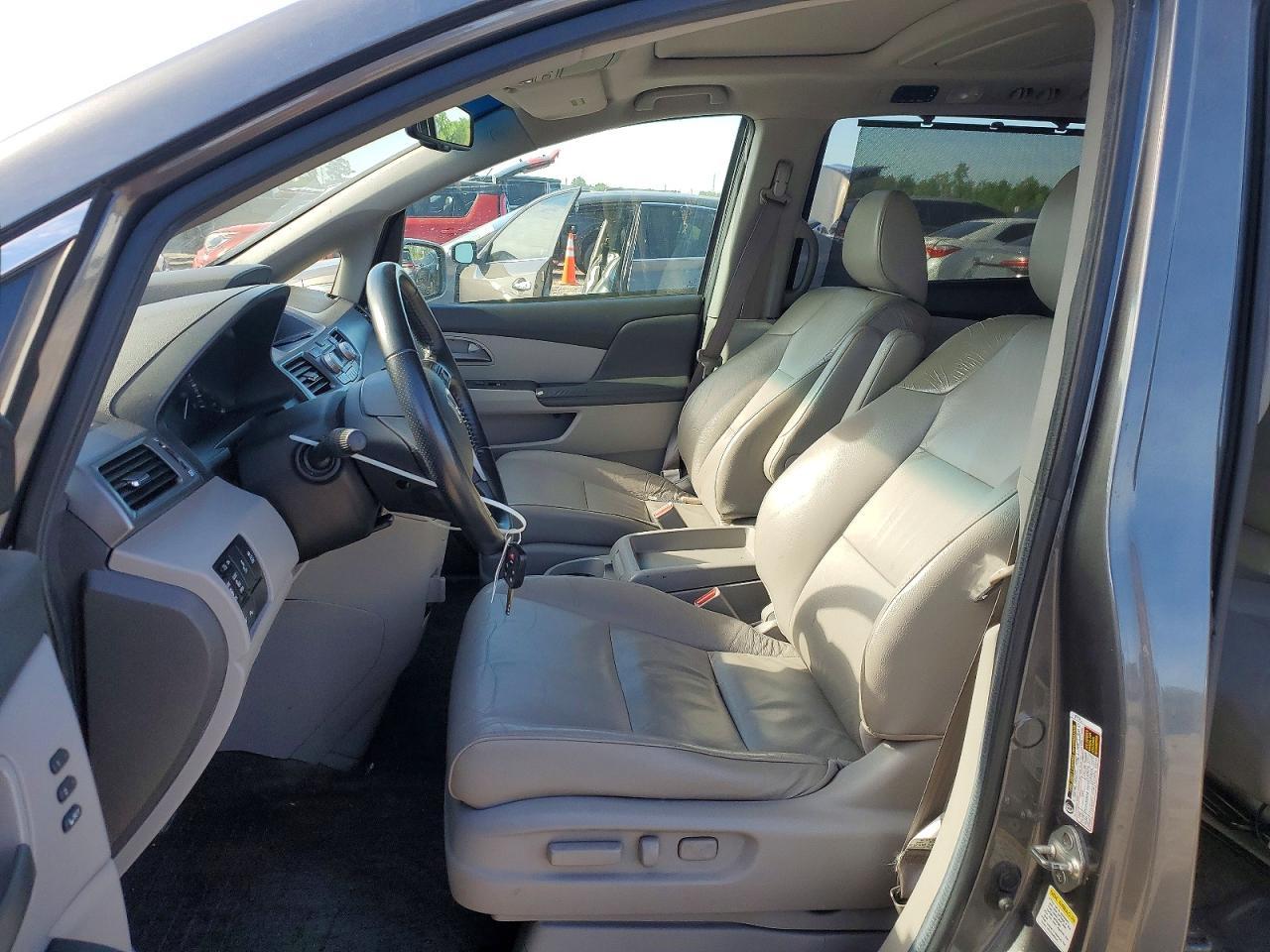 2012 Honda Odyssey Touring - Фото 7