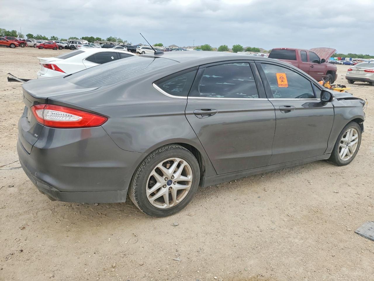 2015 Ford Fusion Se - Image 3