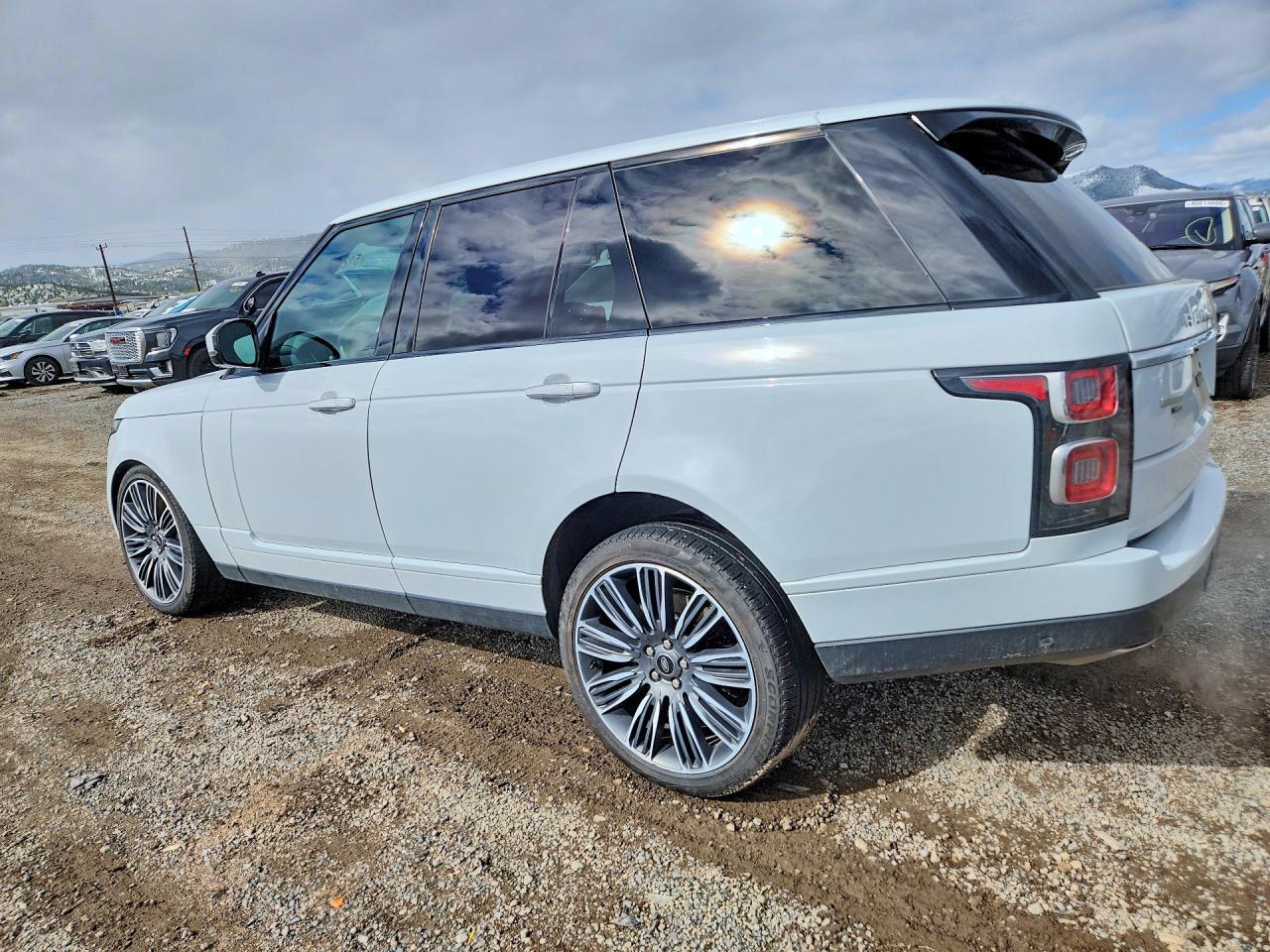 2021 Land Rover Range Rover Autobiography - Фото 2