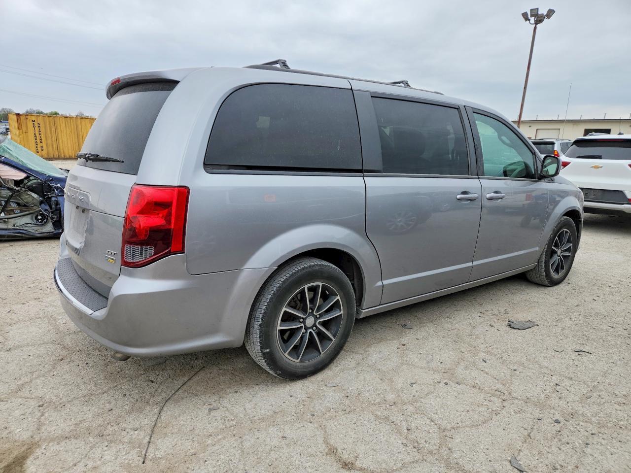 2018 Dodge Grand Caravan Gt - Фото 3