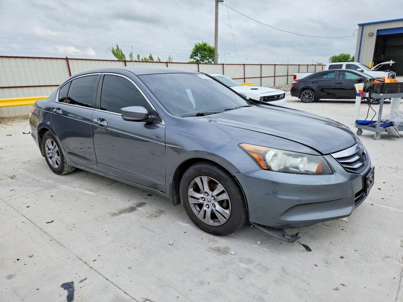 2012 Honda Accord Lxp - Image 4
