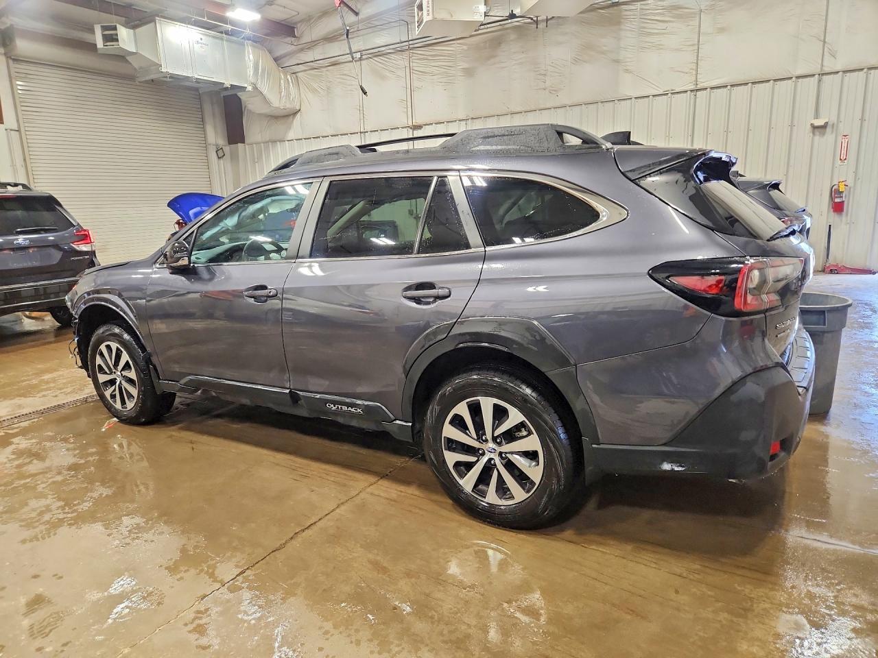 2025 Subaru Outback Premium - Фото 2