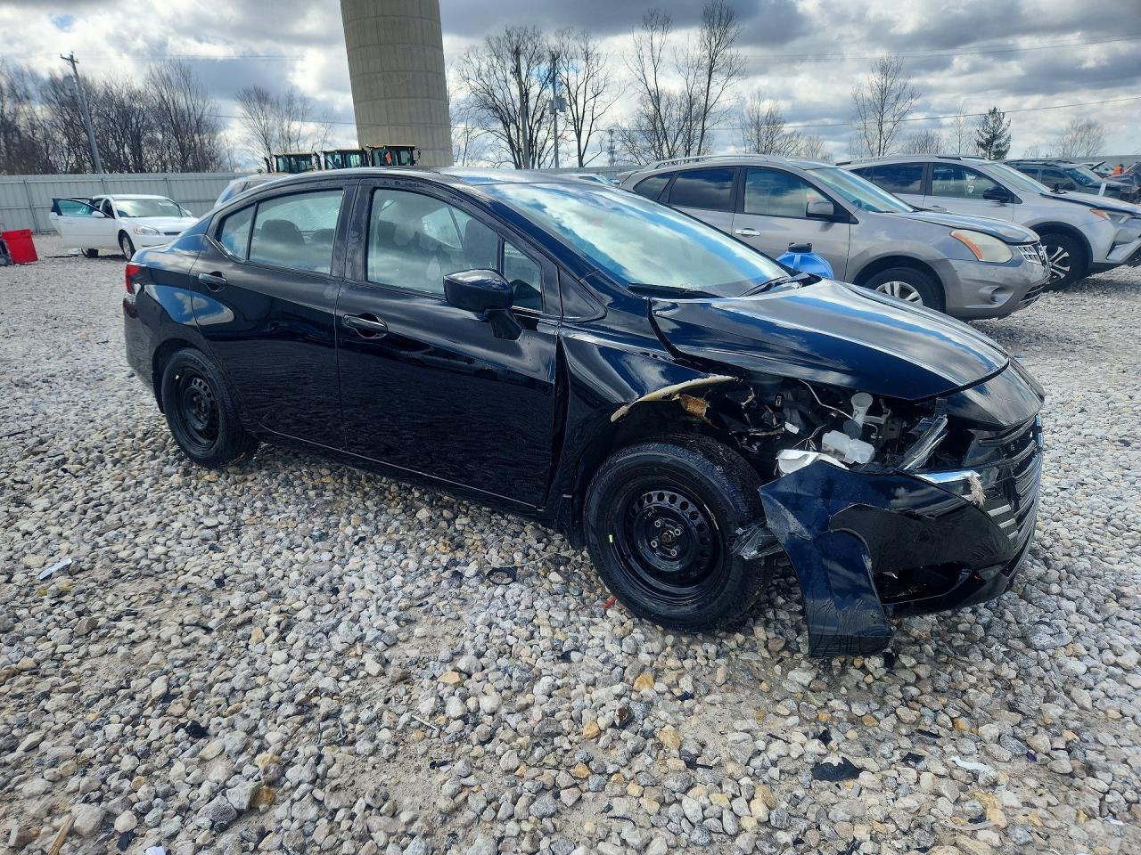 2023 Nissan Versa S - Фото 4