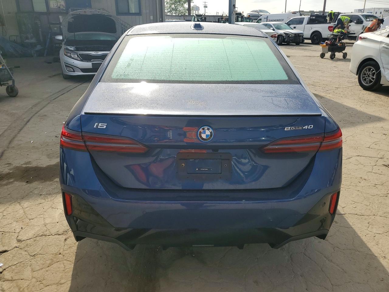 2026 BMW I5 Edrive 40 - Фото 6