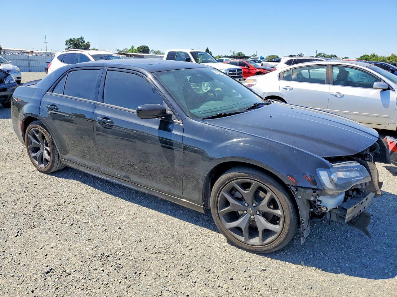 2020 Chrysler 300 S - Фото 4