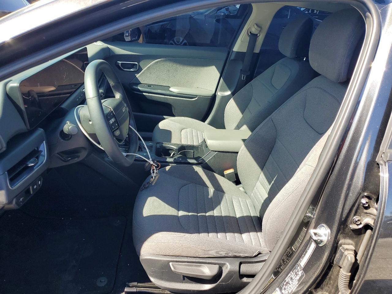 2025 Kia K4 Ex - Фото 7