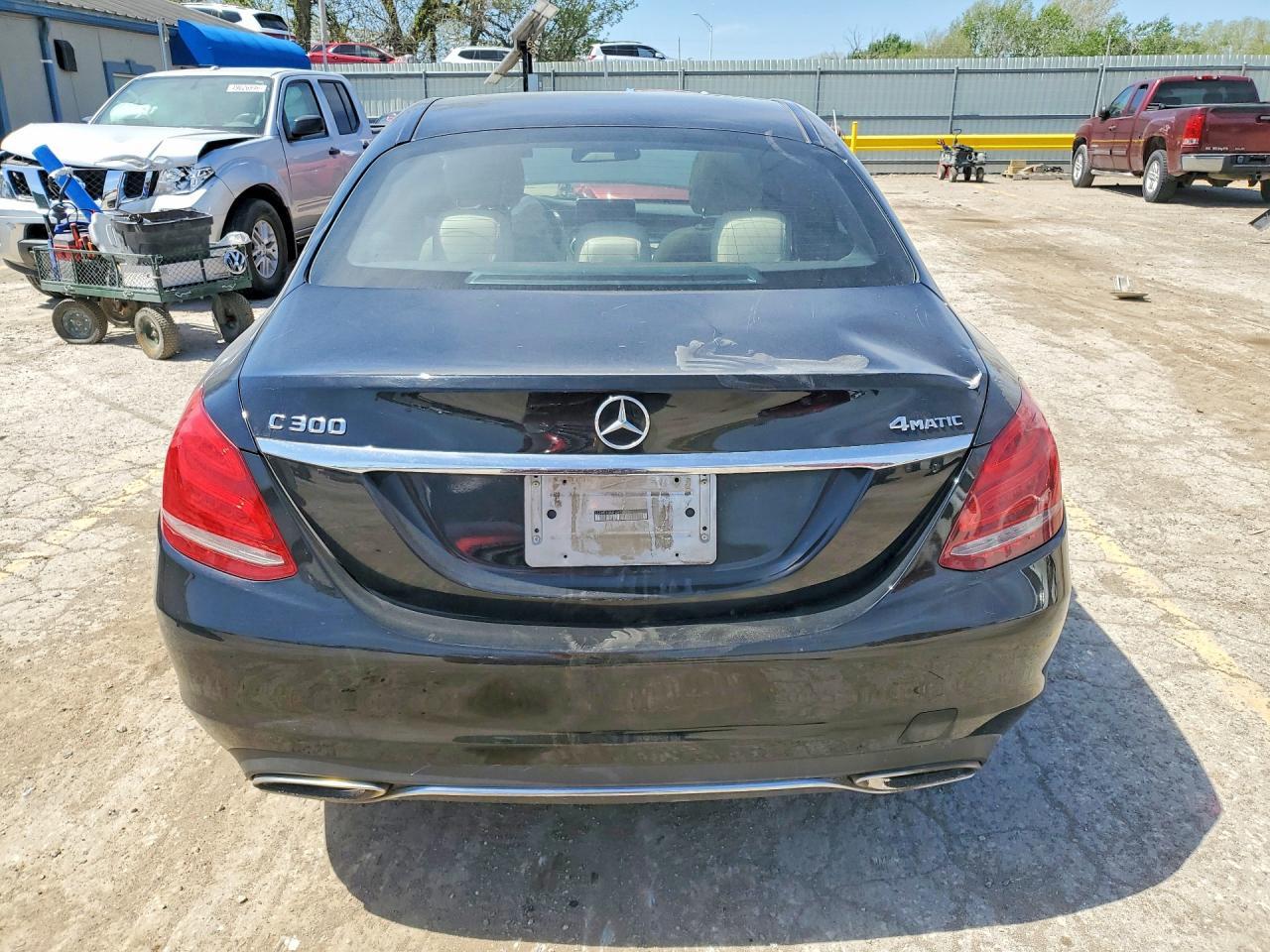 2015 Mercedes-Benz C 300 4Matic - Image 6