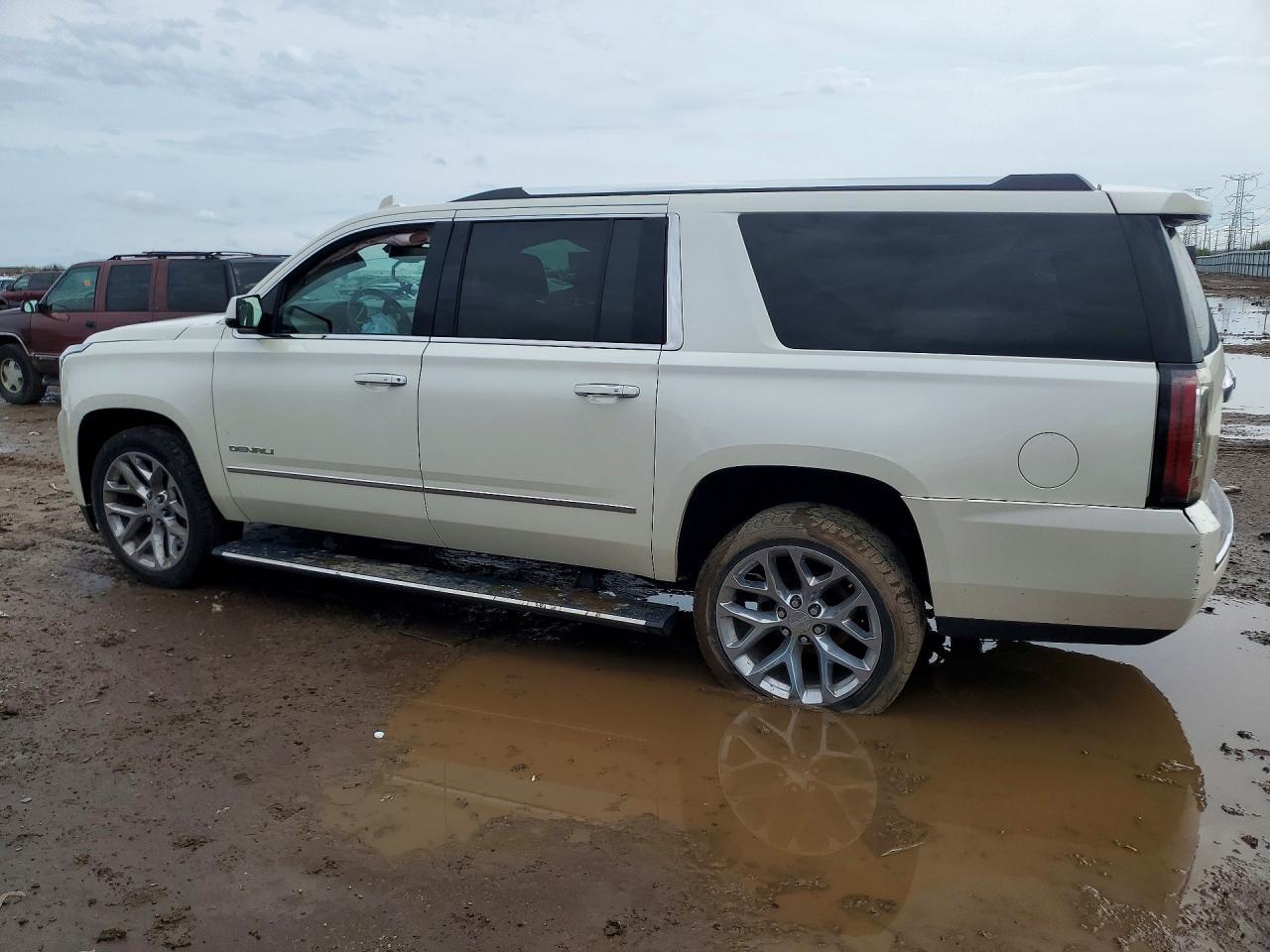 2015 GMC Yukon Xl Denali - Фото 2