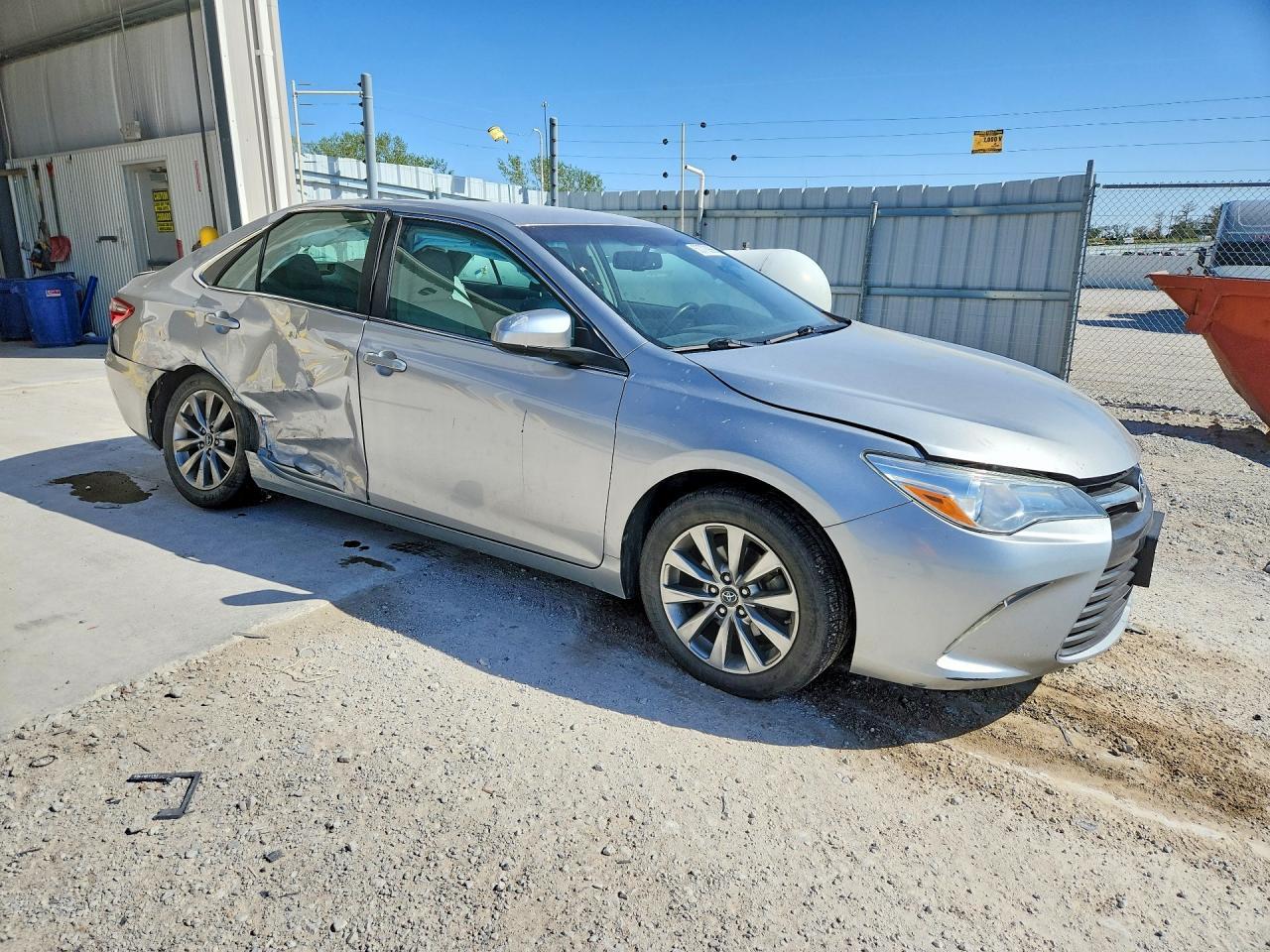 2016 Toyota Camry Xle - Фото 4