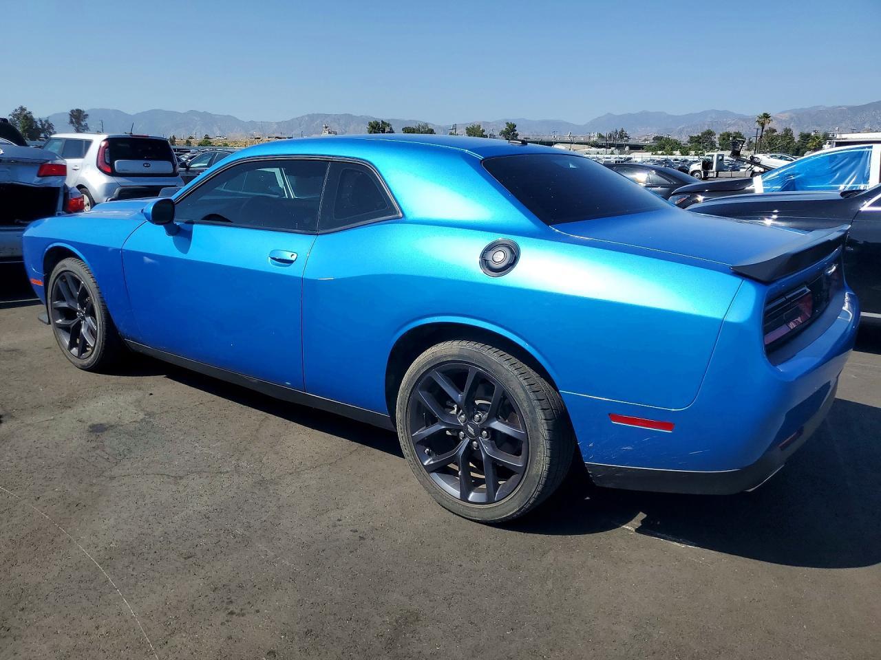 2023 Dodge Challenger Sxt - Image 2