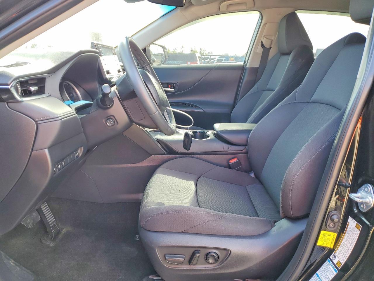 2021 Toyota Venza Le - Image 7