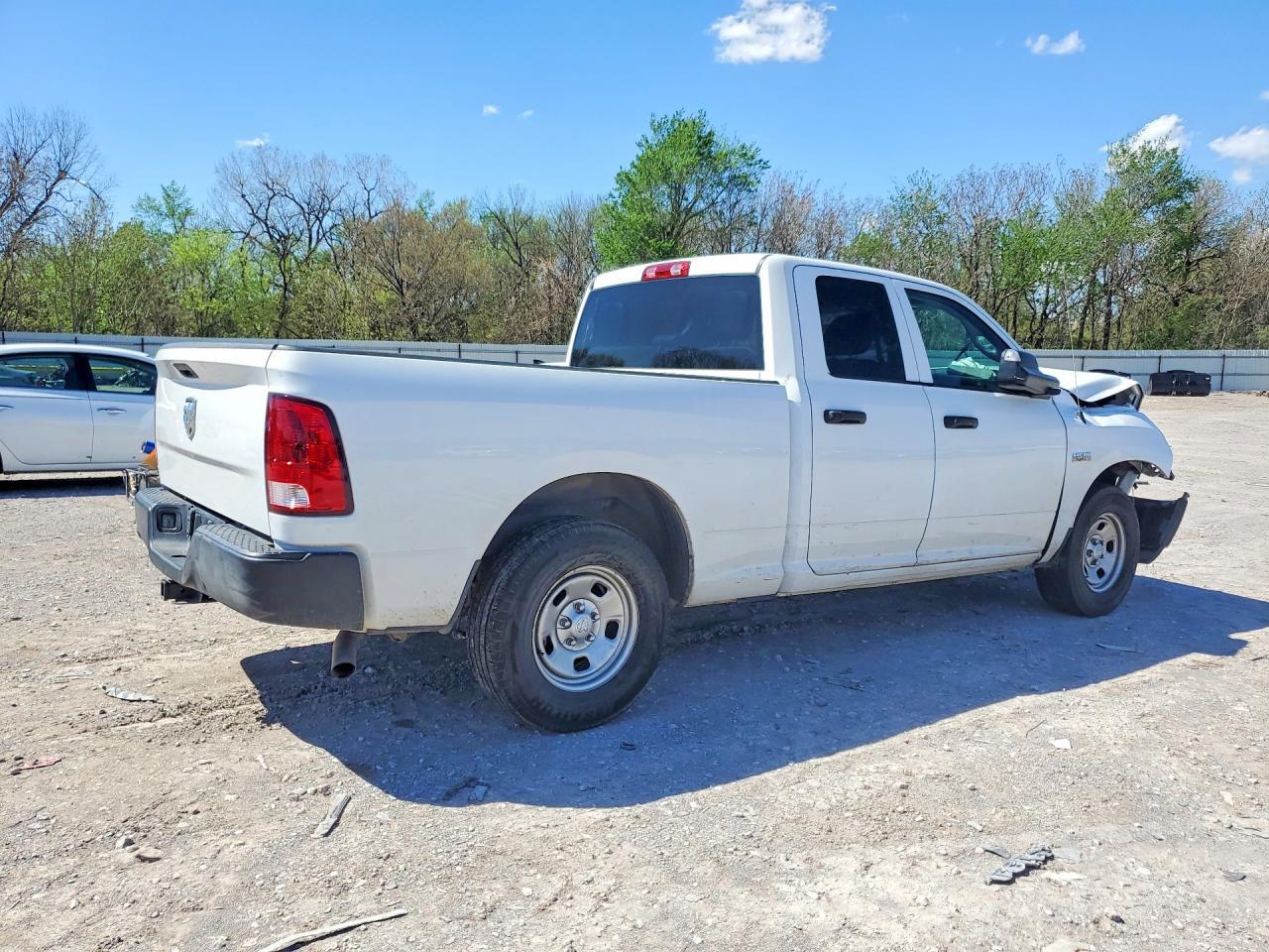 2021 Ram 1500 Classic Tradesman - Фото 3