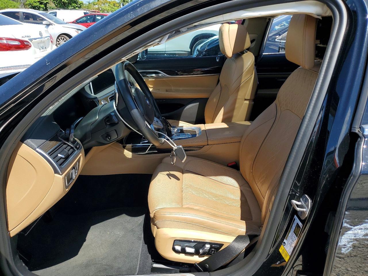 2022 BMW 740 I - Image 7
