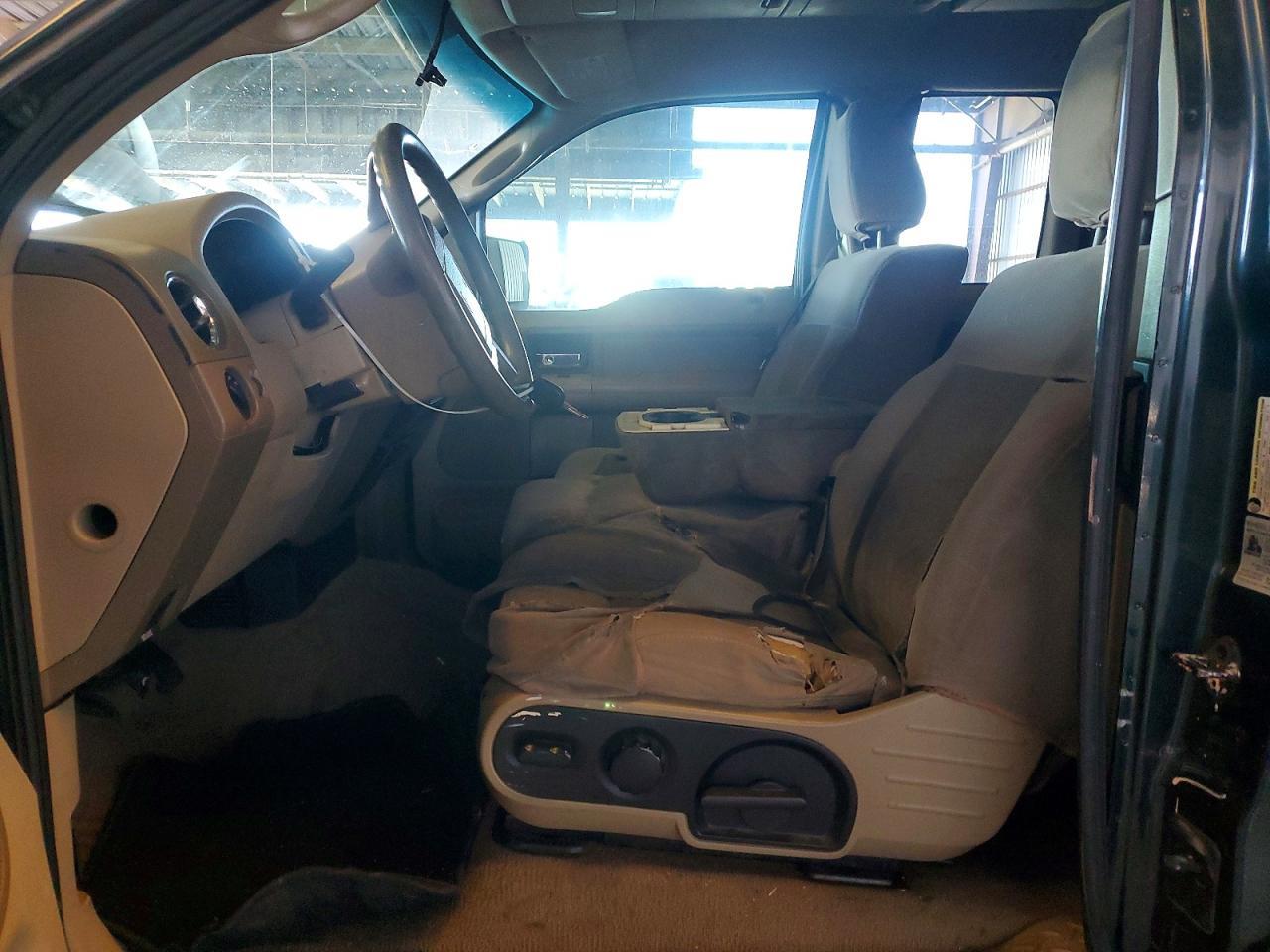 2006 Ford F150 - Image 7