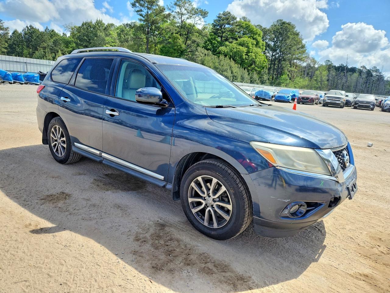 2013 Nissan Pathfinder S - Фото 4