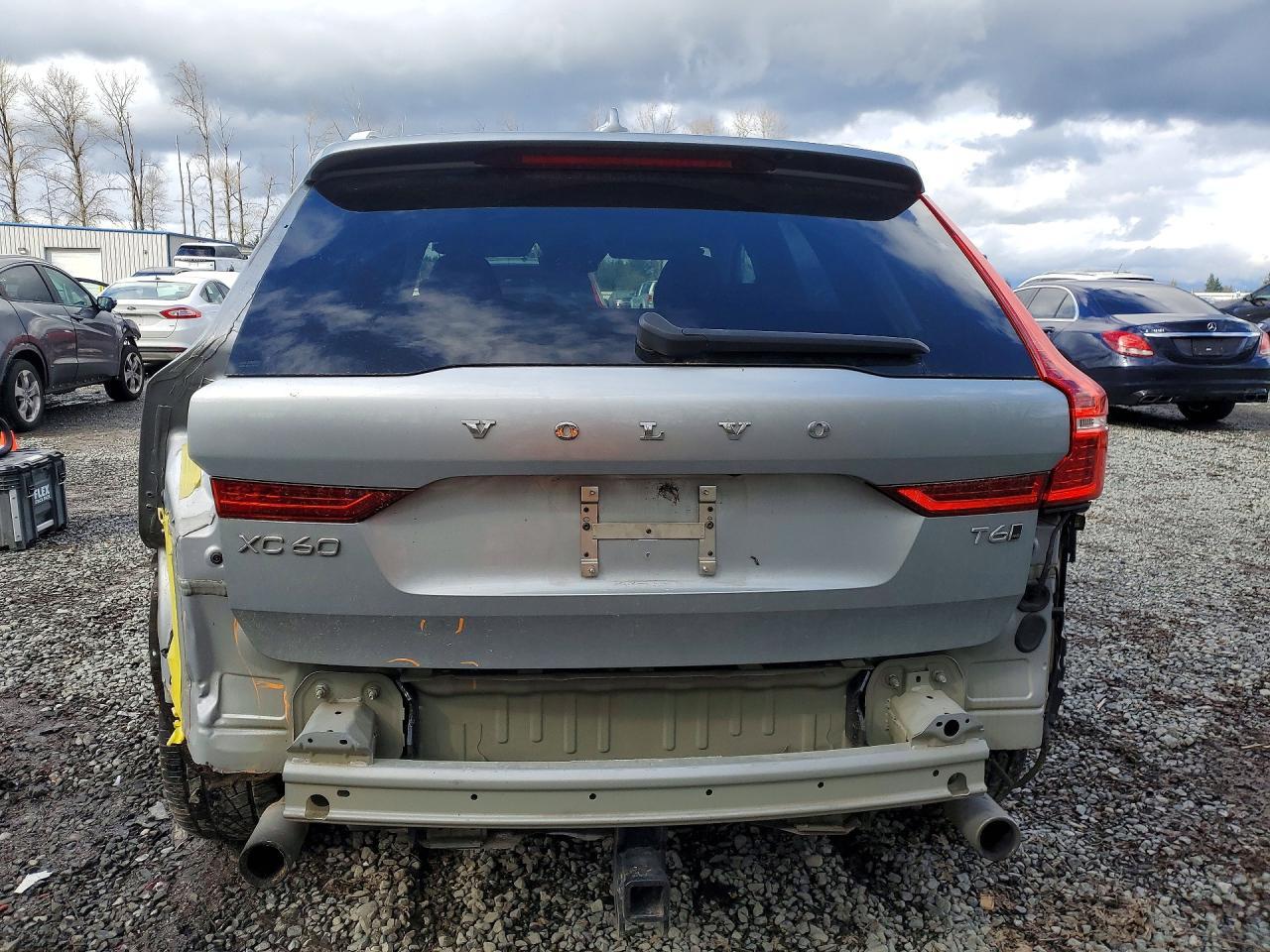 2018 Volvo Xc60 T6 Momentum - Image 6