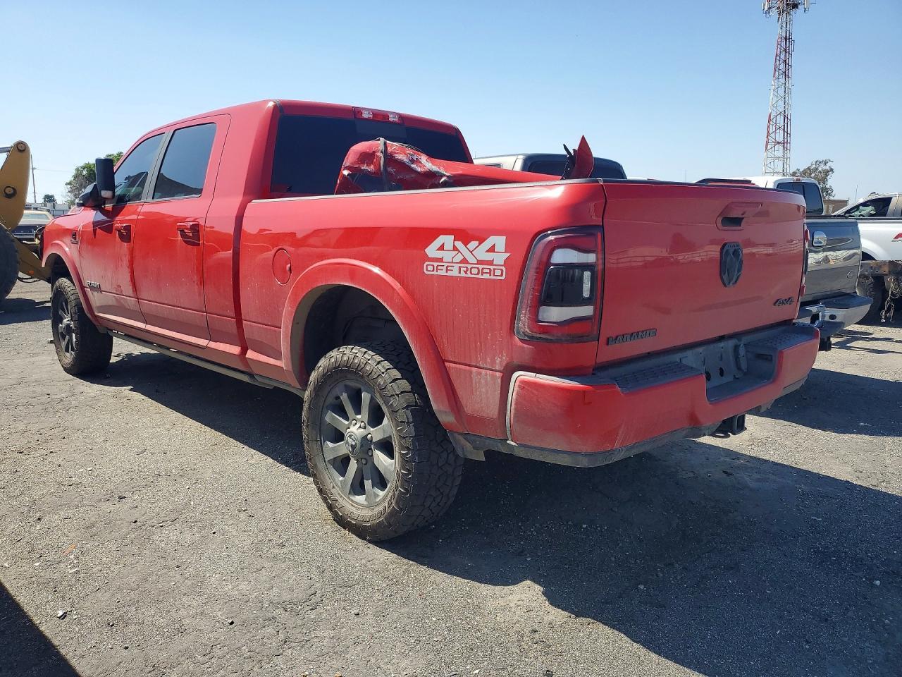 2022 Ram 2500 Laramie - Фото 2