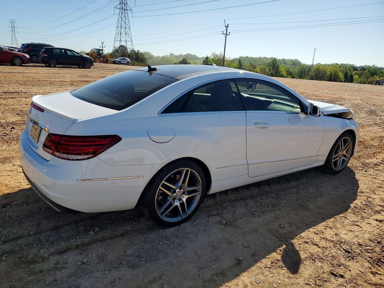 2014 Mercedes-Benz E 350 - Image 3