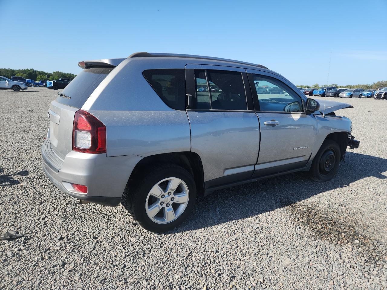 2015 Jeep Compass Sport - Фото 3