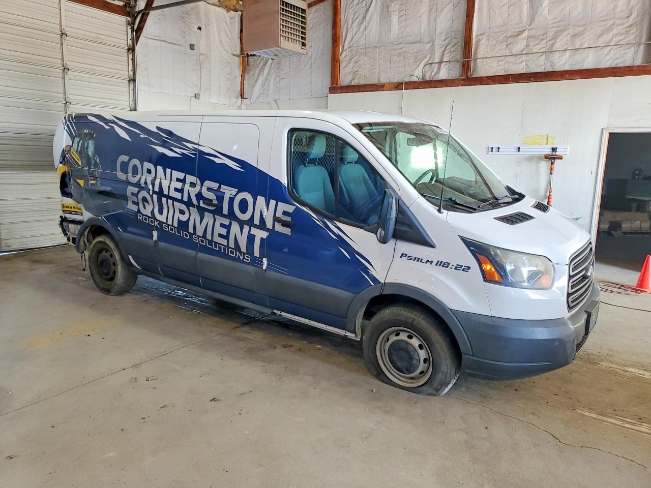 2015 Ford Econlin 250 Delivery Van - Image 4