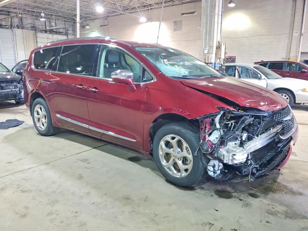 2021 Chrysler Pacifica Limited - Image 4