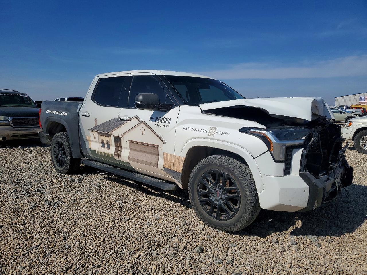 2023 Toyota Tundra Sr5 - Image 4