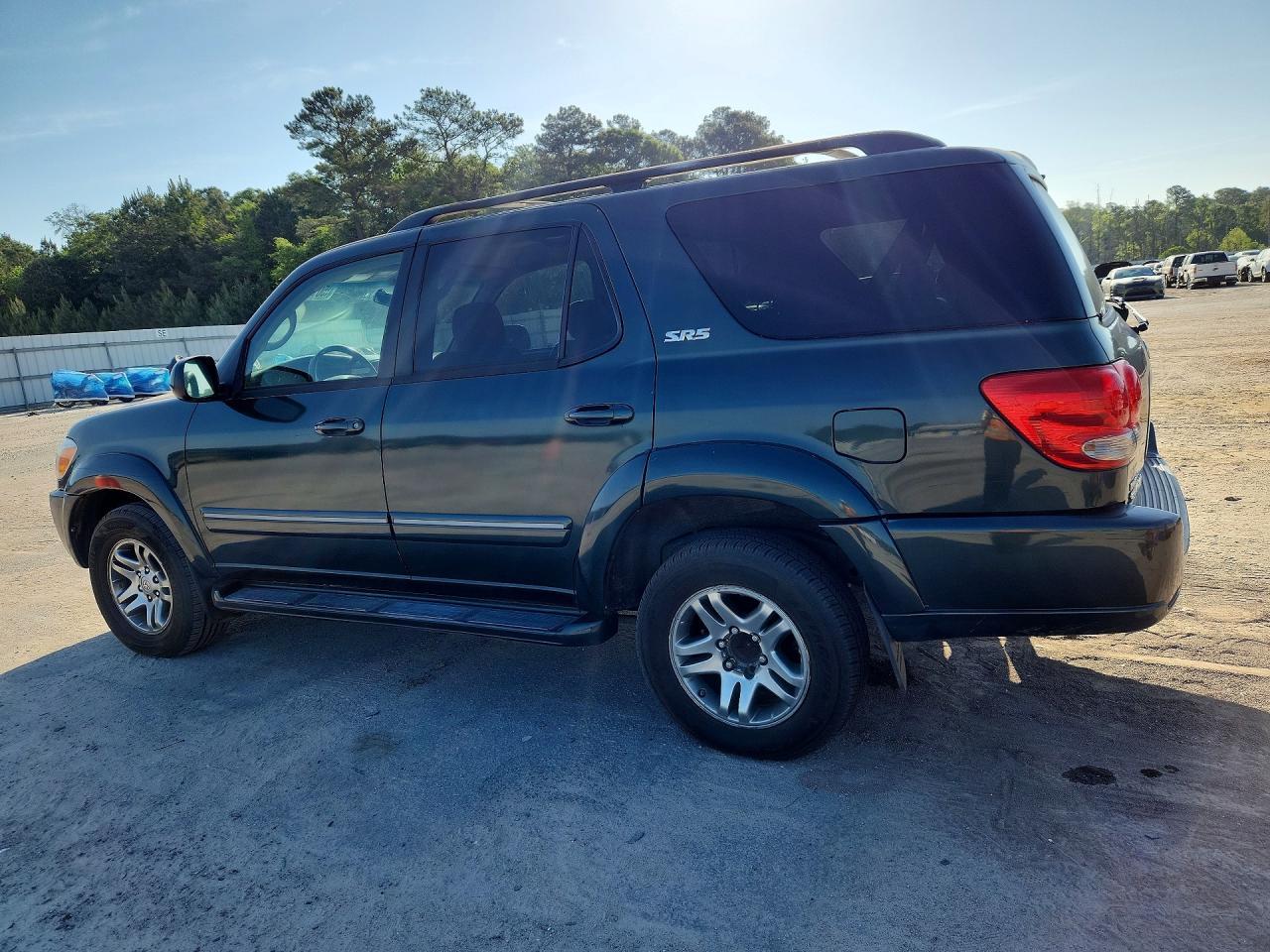 2007 Toyota Sequoia Sr5 - Image 2