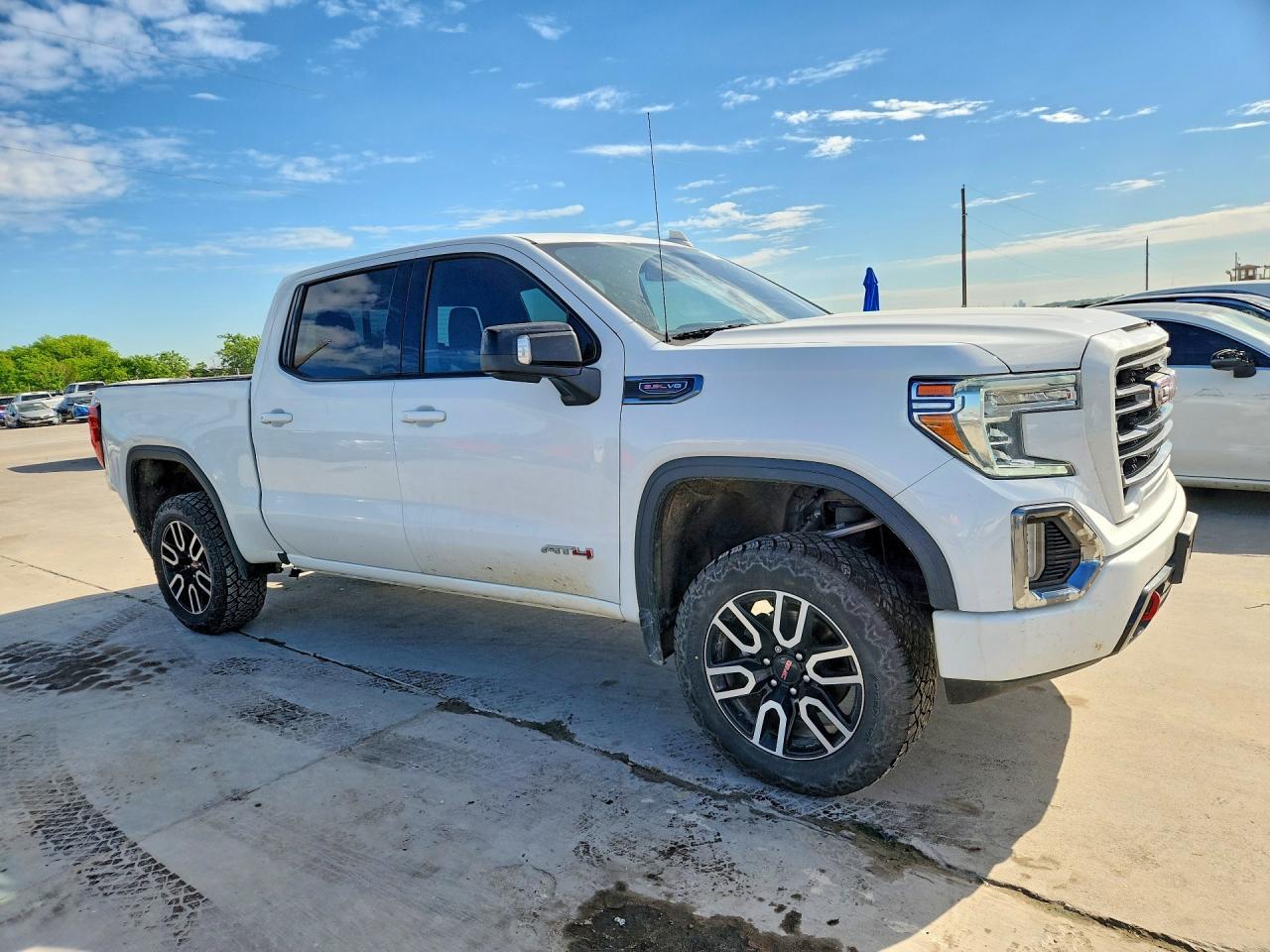 2021 GMC Sierra K1500 At4 - Image 4