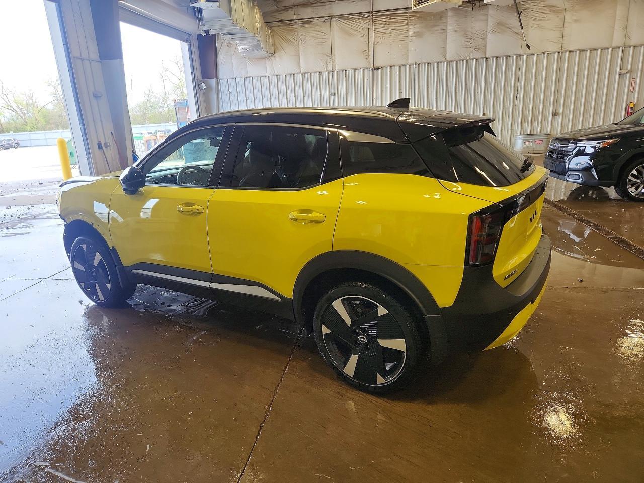 2025 Nissan Kicks Sr - Фото 2