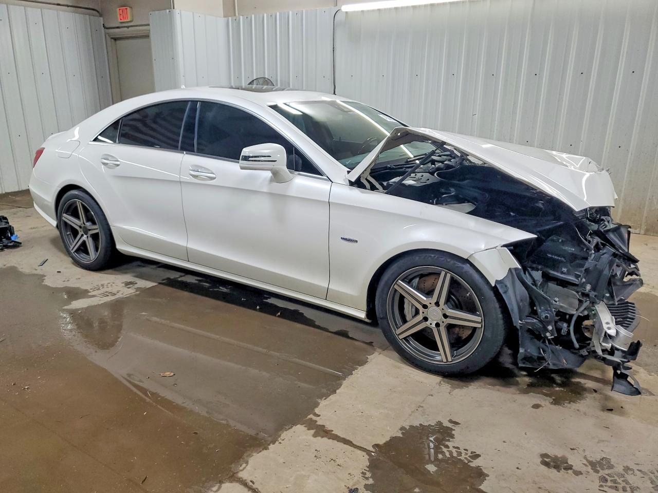 2012 Mercedes-Benz Cls 550 4Matic - Image 4