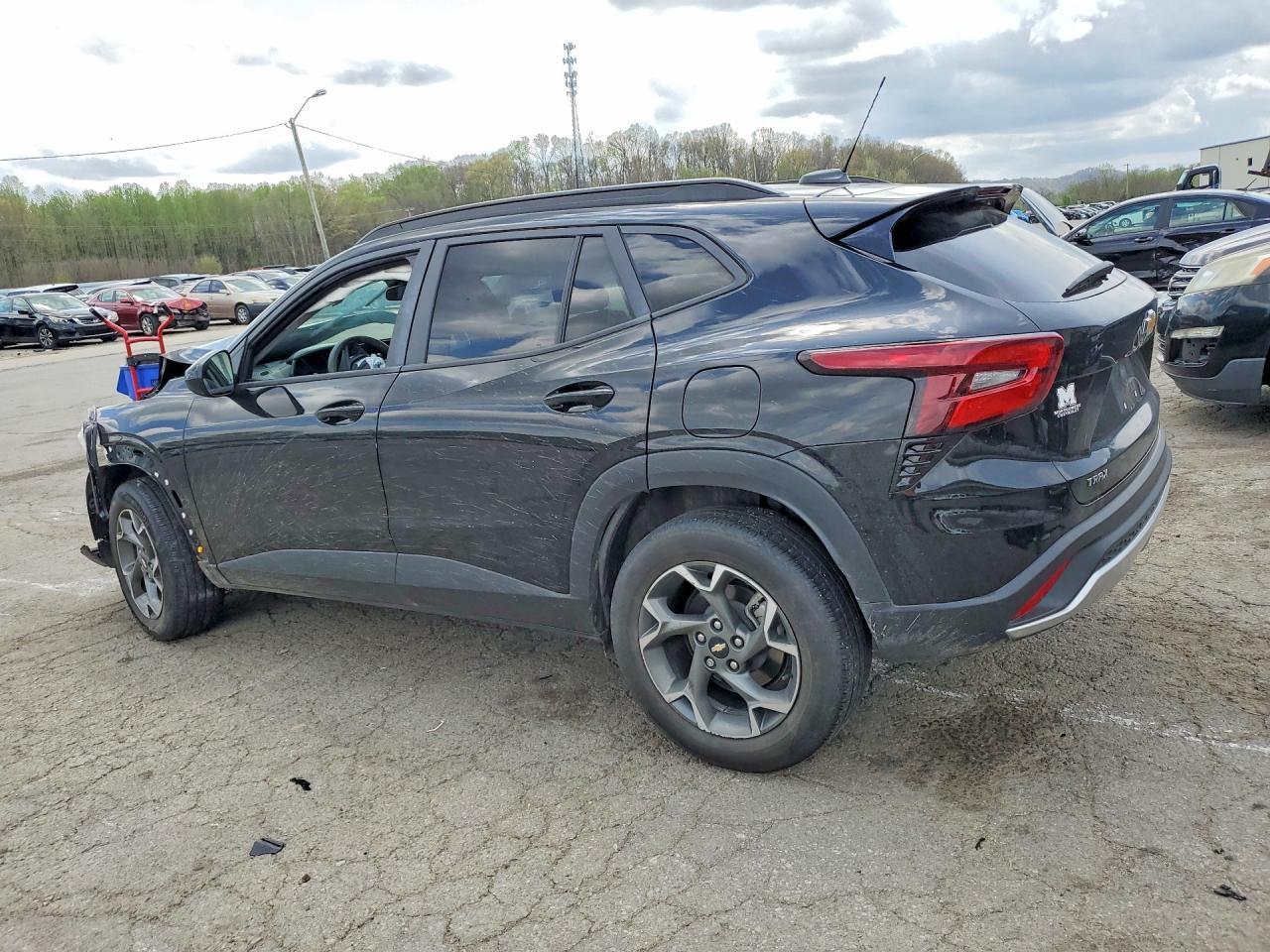 2025 Chevrolet Trax 1Lt - Фото 2