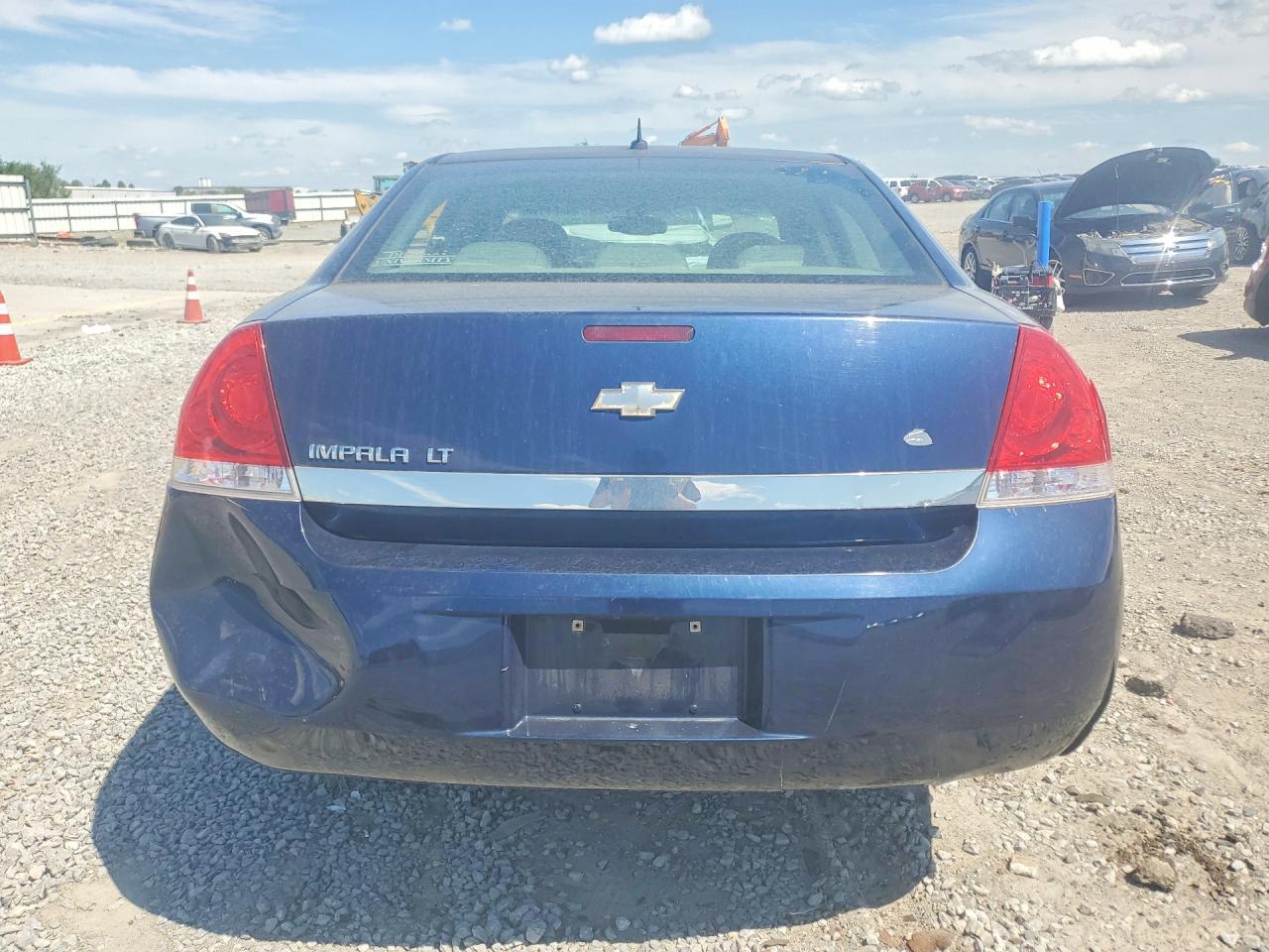2010 Chevrolet Impala Lt - Фото 6