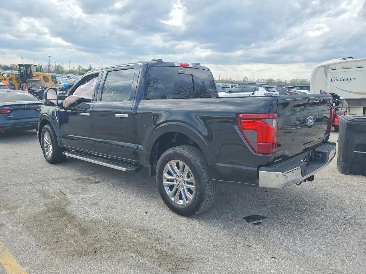 2024 Ford F150 Xlt - Фото 2
