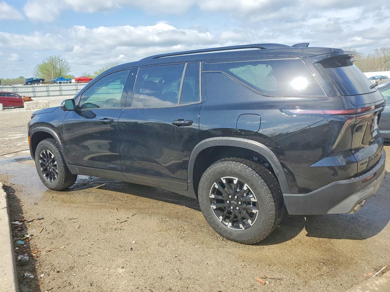 2026 Chevrolet Traverse Z71 - Фото 2