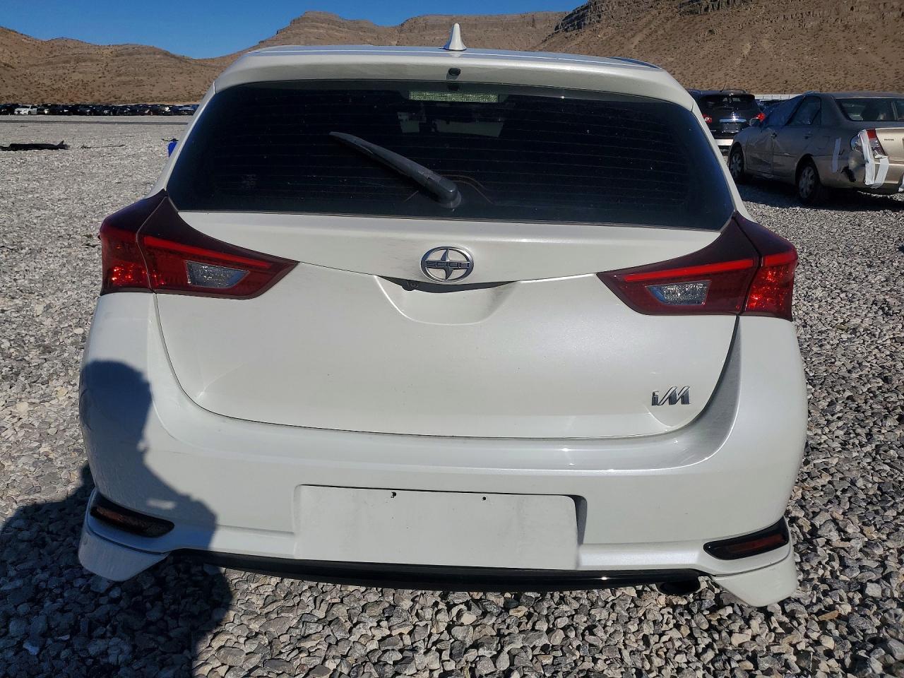 2016 Scion Im Base - Image 6