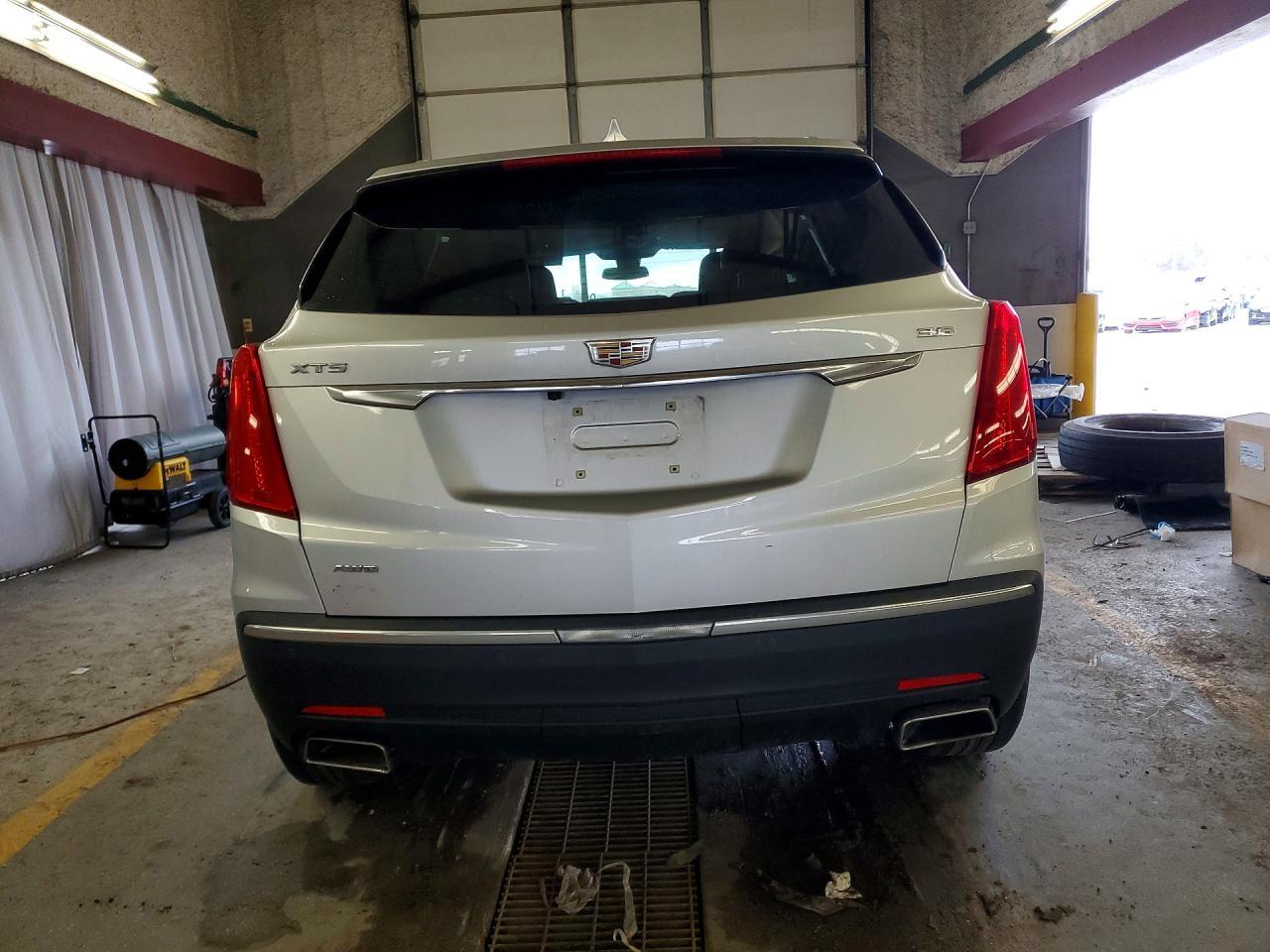 2017 Cadillac Xt5 Premium Luxury - Фото 6