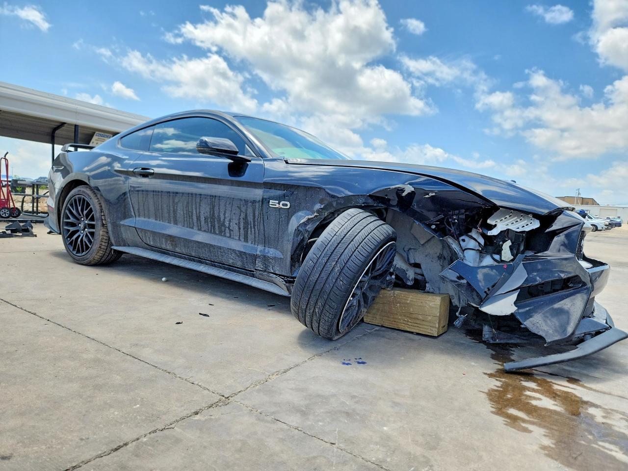 2022 Ford Mustang Gt - Image 4