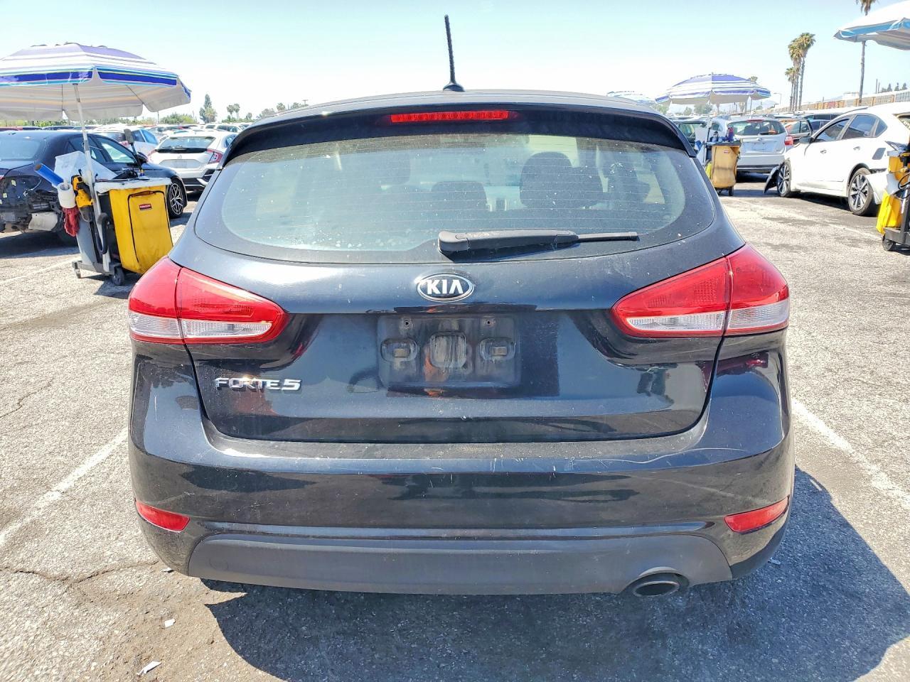 2017 Kia Forte Lx - Фото 6