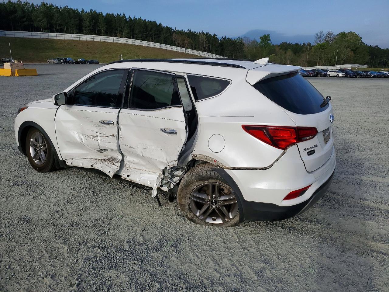 2017 Hyundai Santa Fe Sport 2.4L - Фото 2
