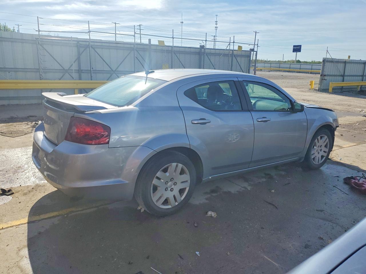 2014 Dodge Avenger Se - Фото 3