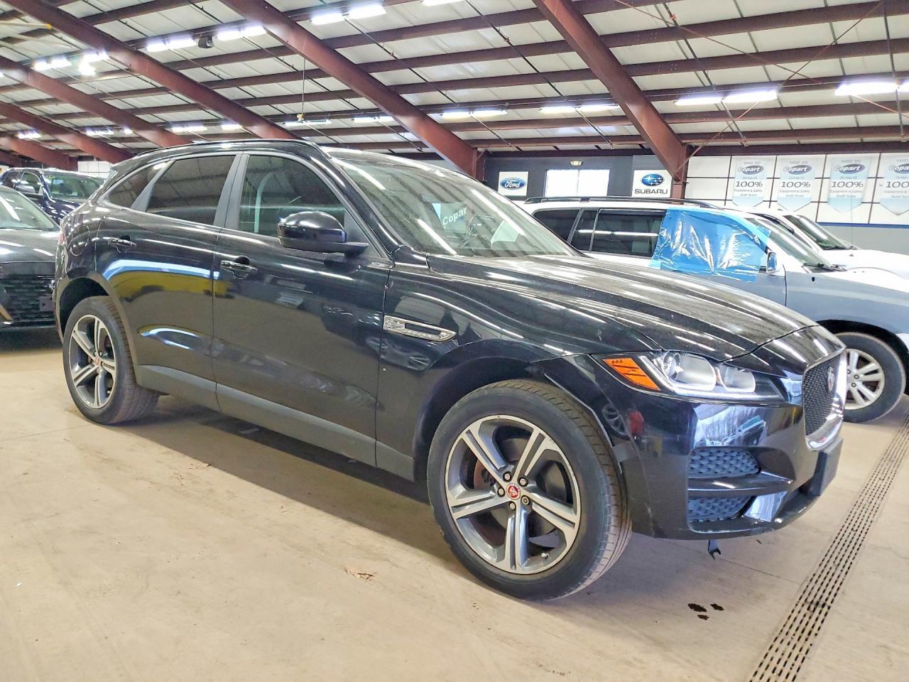 2017 Jaguar F-Pace Premium - Фото 4