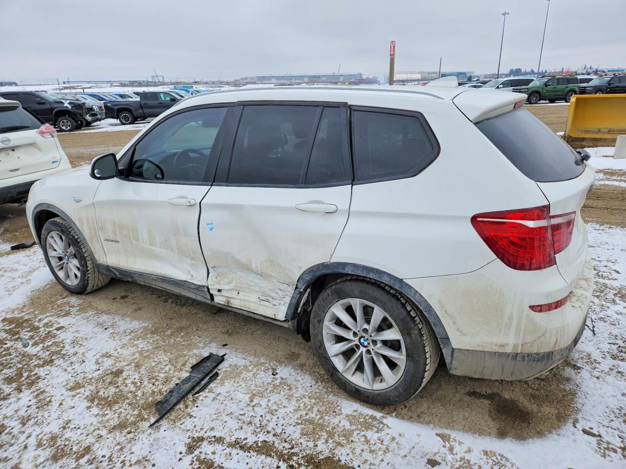 2017 BMW X3 xDrive28I - Фото 2